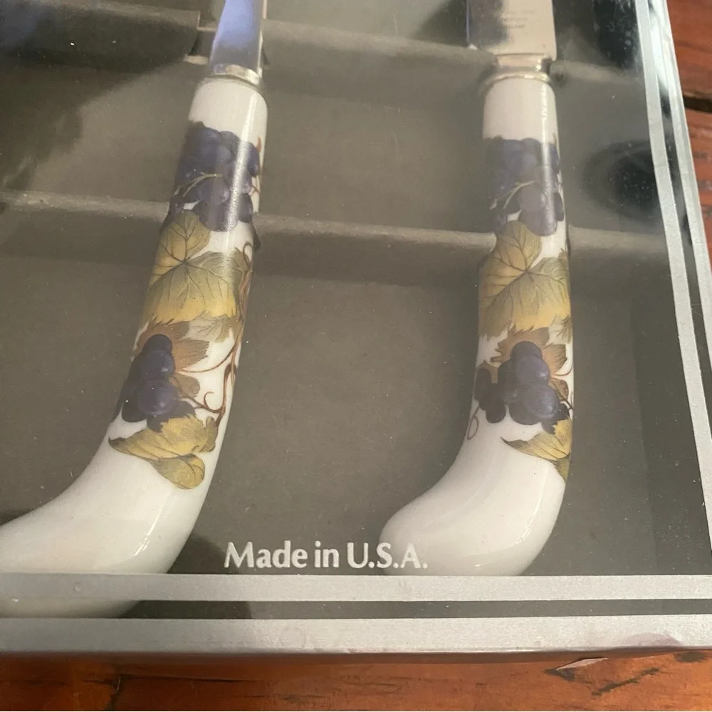 Prill Sheffield England Cheese Set Grape Porcelain Handles- 2 Pieces NWT